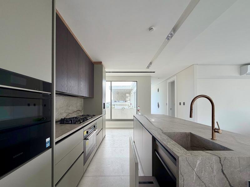 3 Bedroom Property for Sale in Fresnaye Western Cape